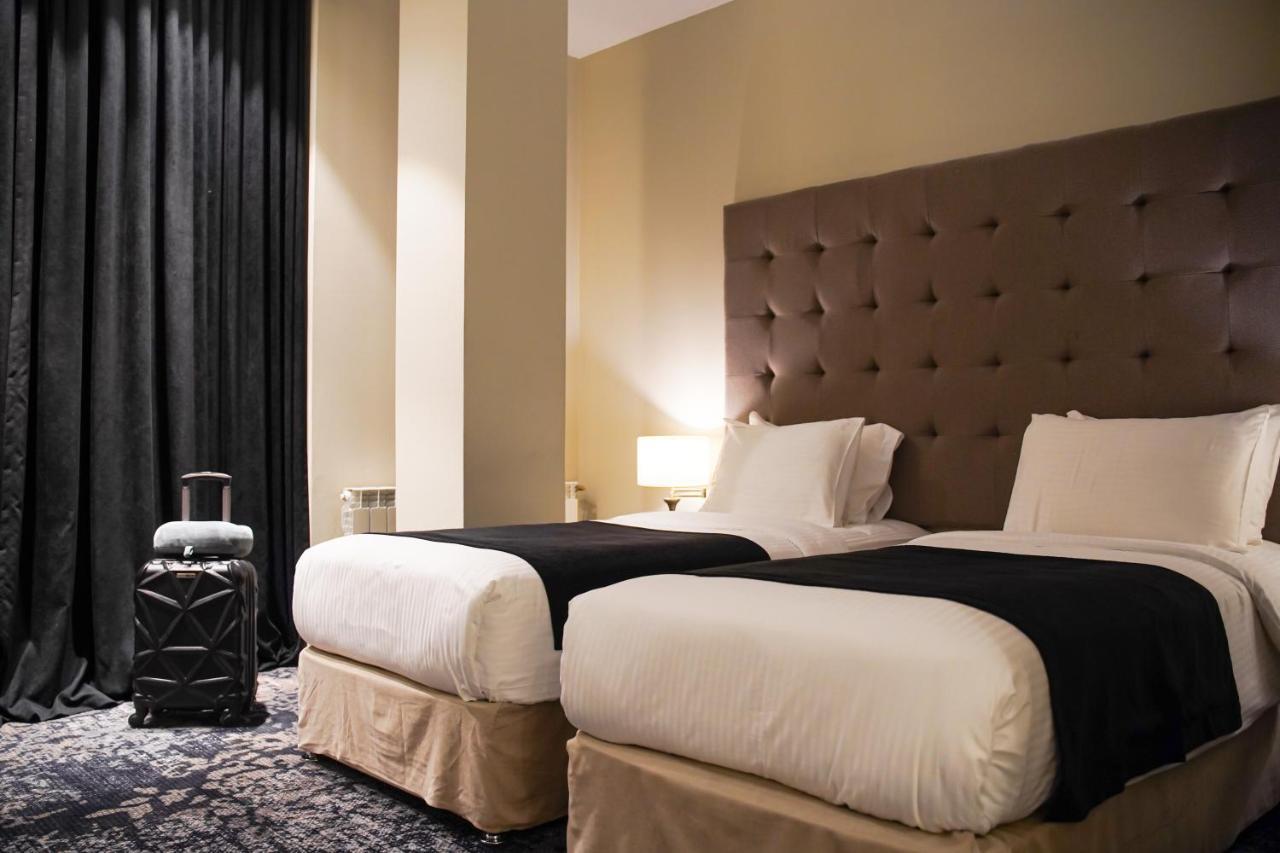 Europe Hotel ティビリシ 部屋 写真